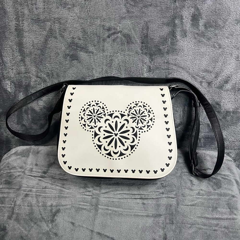 Vera Bradley Disney Parks Mickey Mouse Laser Cut Crossbody Bag Black White Purse